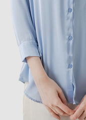 Whispy blue silk shirt